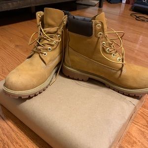 Timberland Basic Wheats High Ankle Boot Size 7.5
